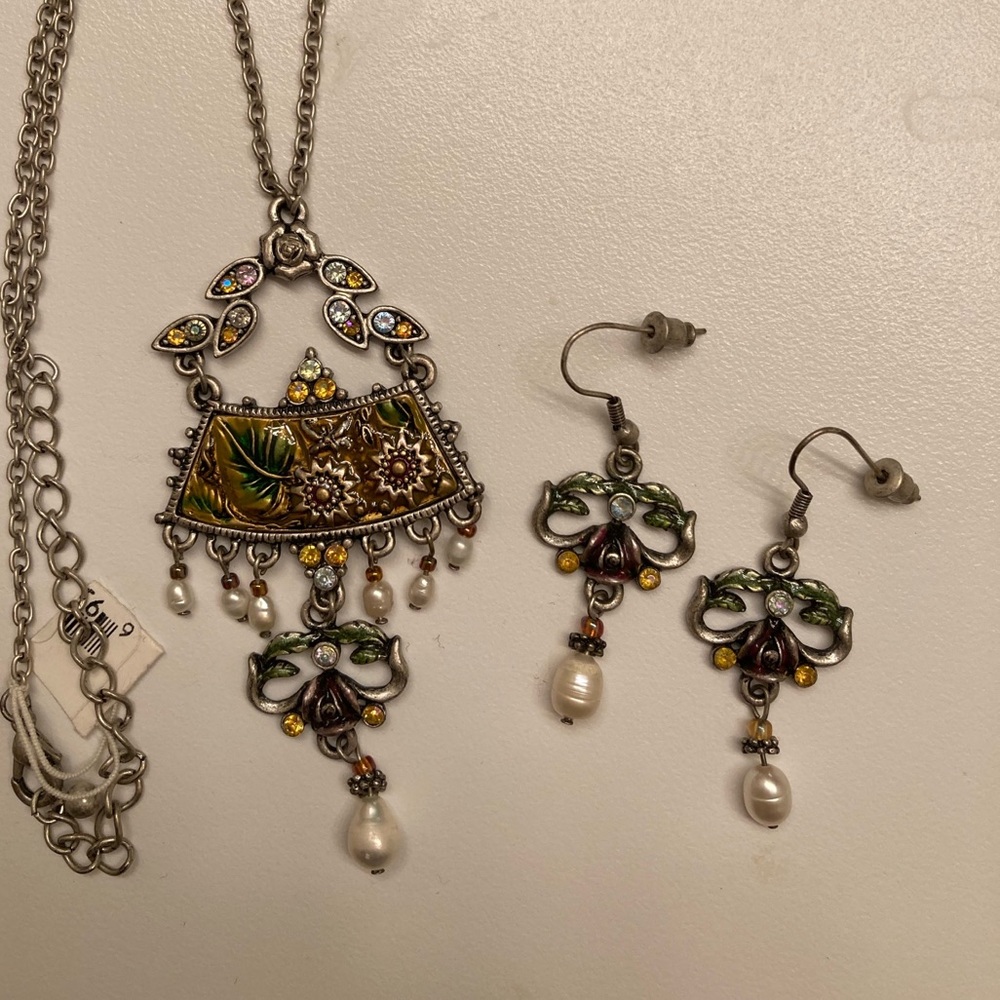Art Deco Style Necklace and Earring Set - Picture 3 of 3